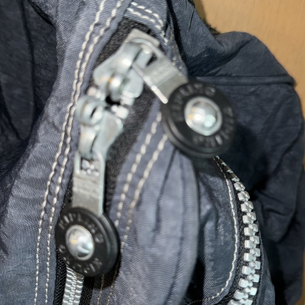 Kipling duffle bag - Picture 5 of 7